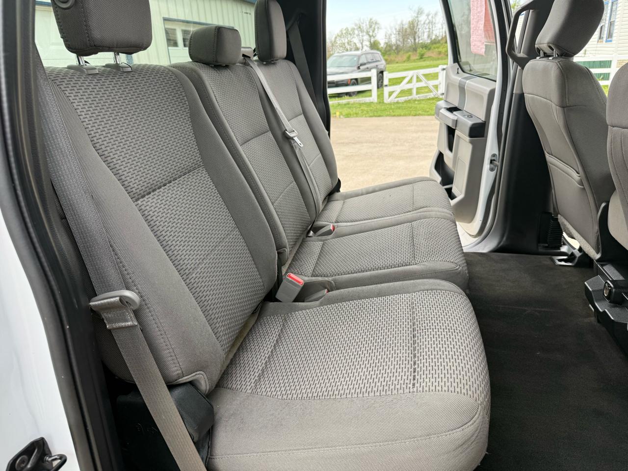 Ford Super Duty F-250 SRW XLT 2WD Crew Cab 8' Box 2018