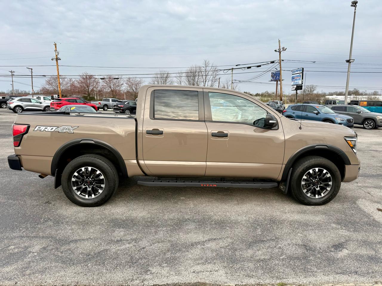 Nissan Titan 4x4 Crew Cab PRO-4X 2021