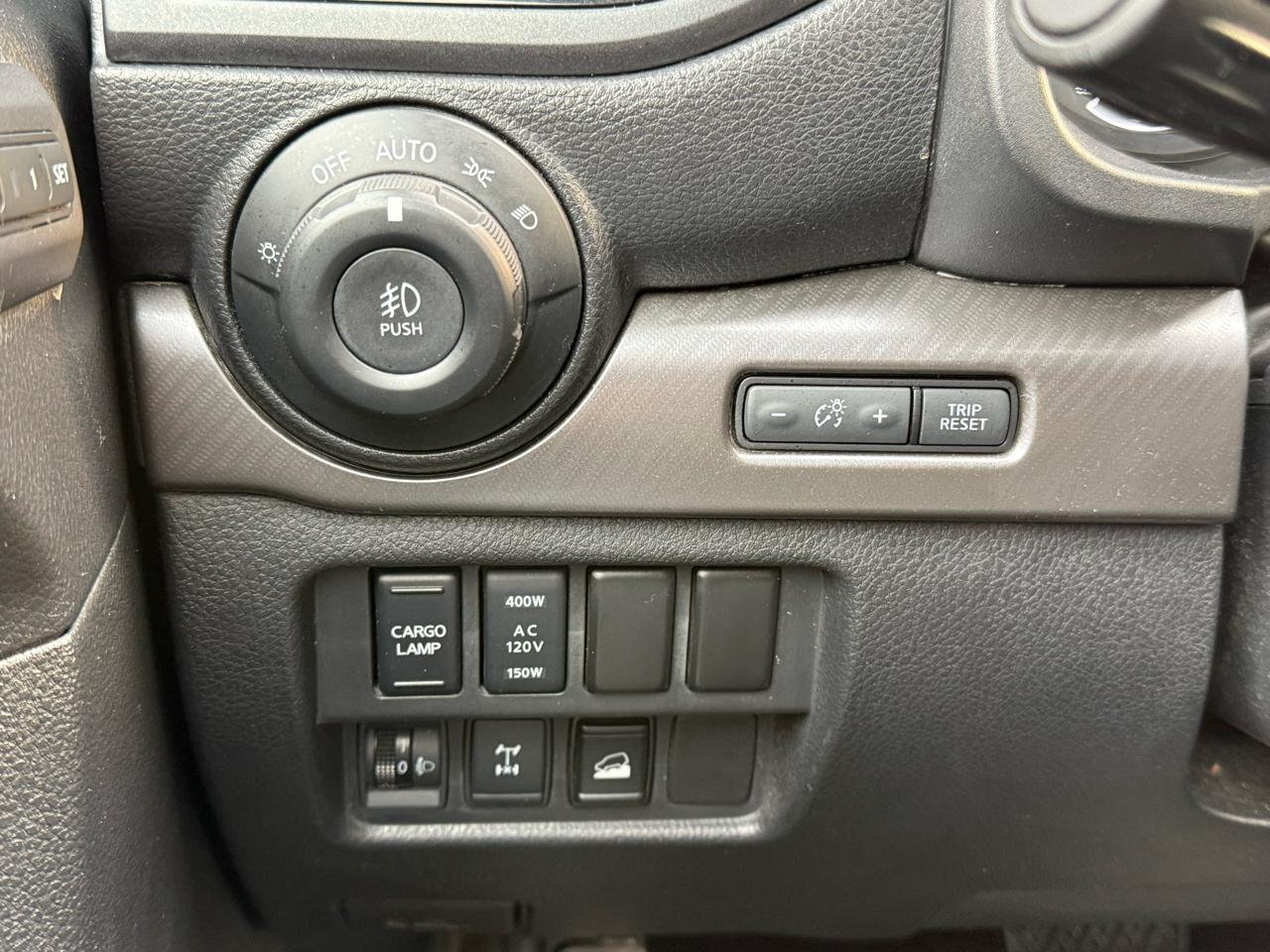 Nissan Titan 4x4 Crew Cab PRO-4X 2021