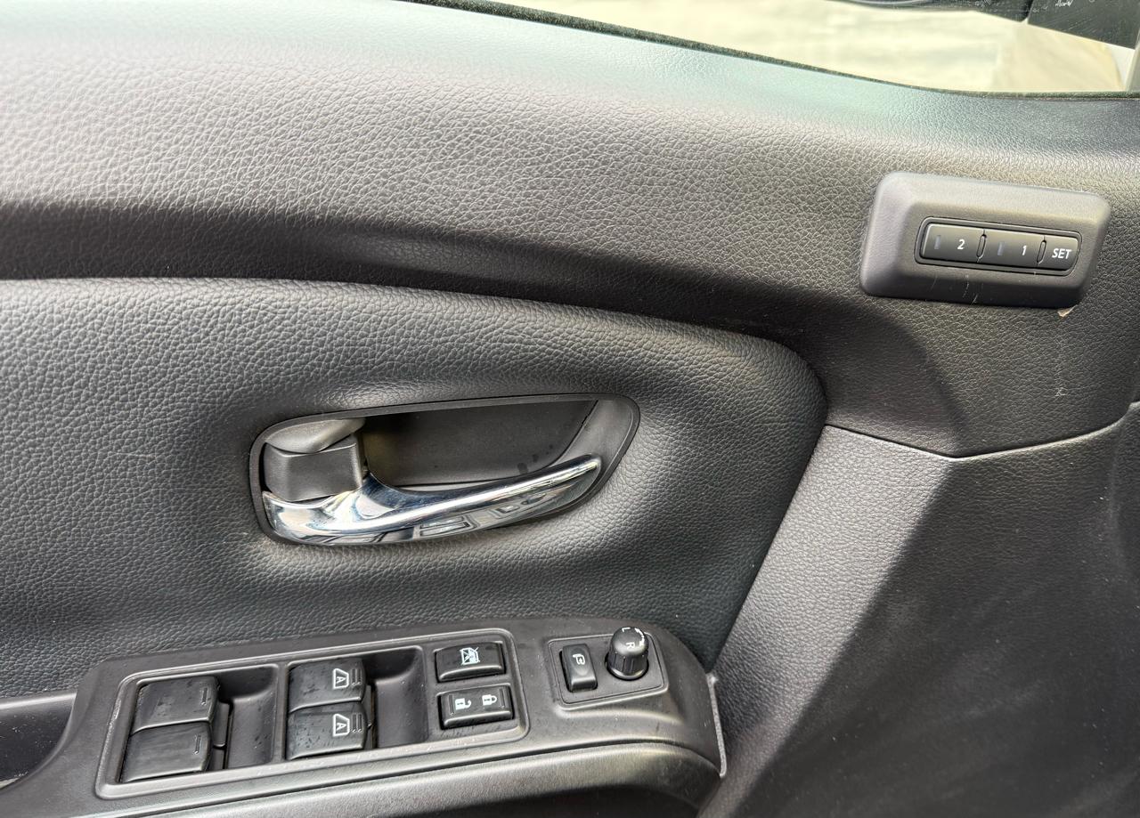 Nissan Titan 4x4 Crew Cab PRO-4X 2021