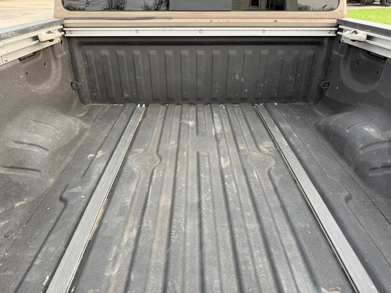 Nissan Titan 4x4 Crew Cab PRO-4X 2021