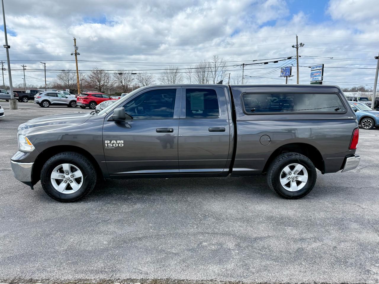 RAM 1500 Classic Tradesman 4x2 Quad Cab 6'4" Box 2023