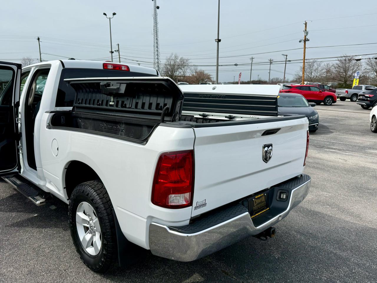 RAM 1500 Tradesman 4x4 Quad Cab 6'4" Box 2018