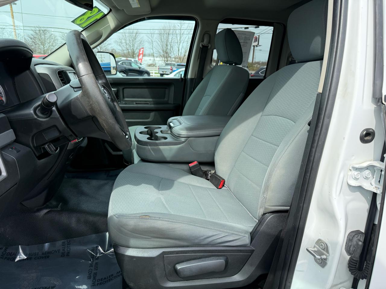 RAM 1500 Tradesman 4x4 Quad Cab 6'4" Box 2018