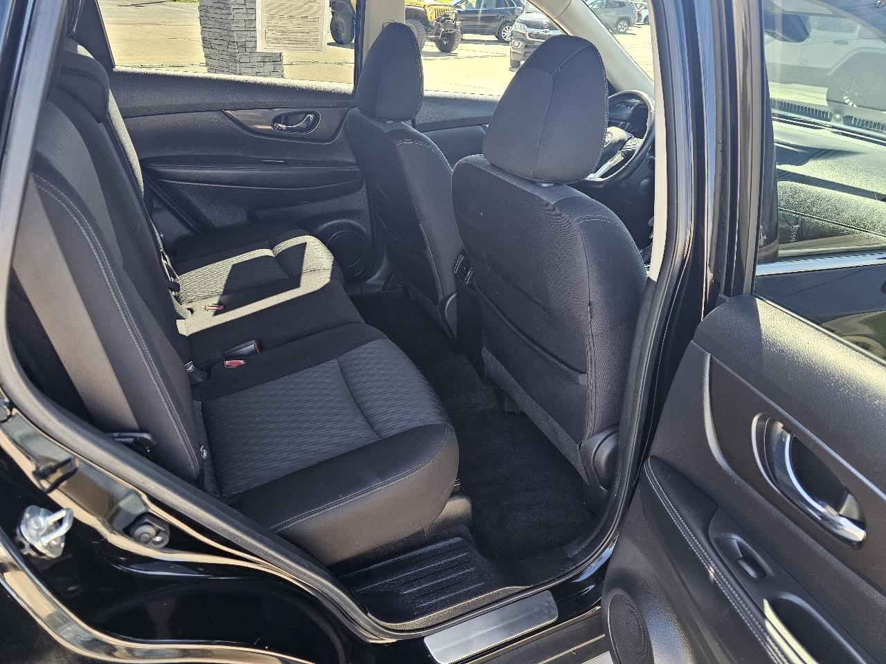 Nissan Rogue FWD SV 2019