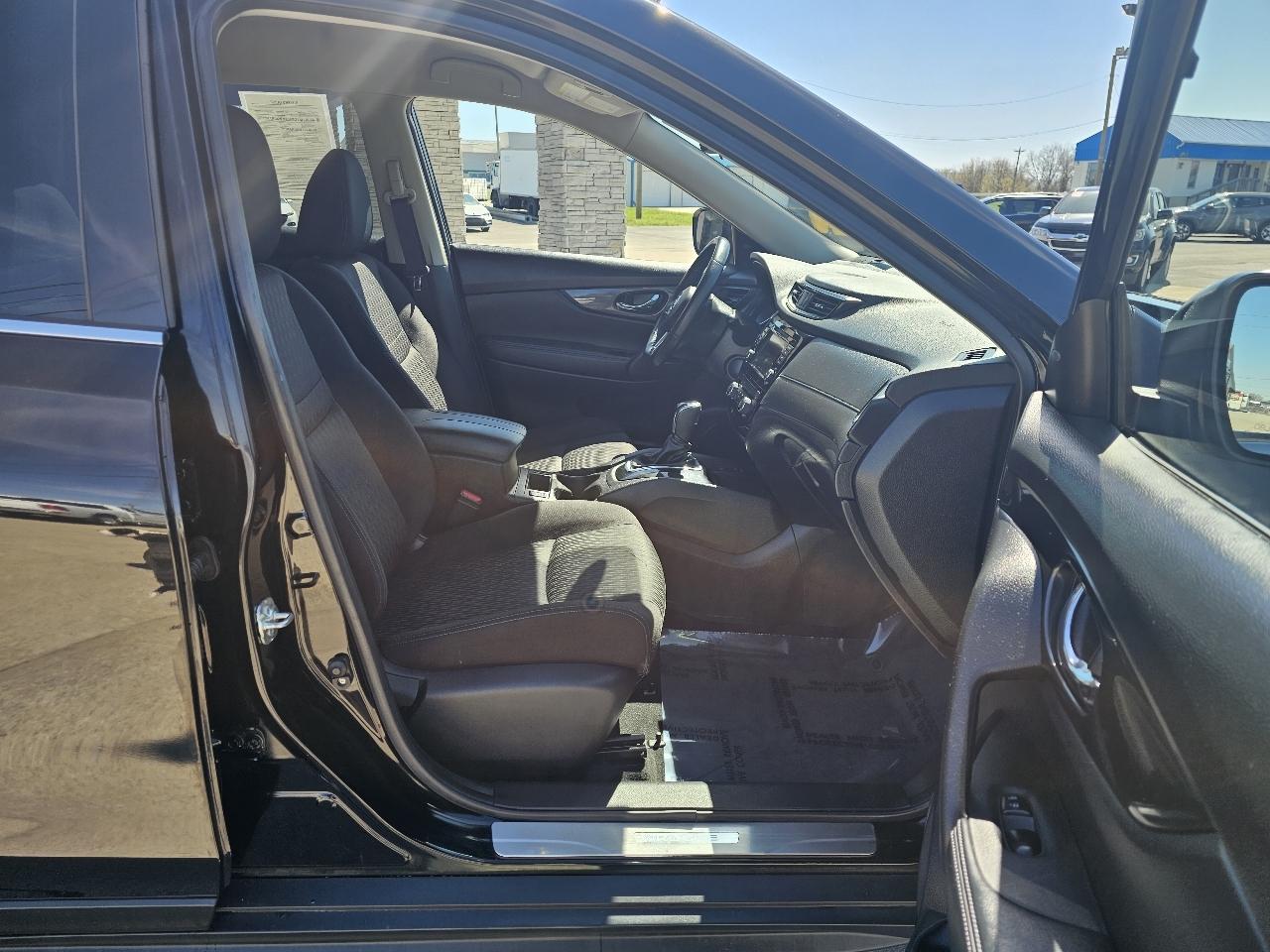 Nissan Rogue FWD SV 2019