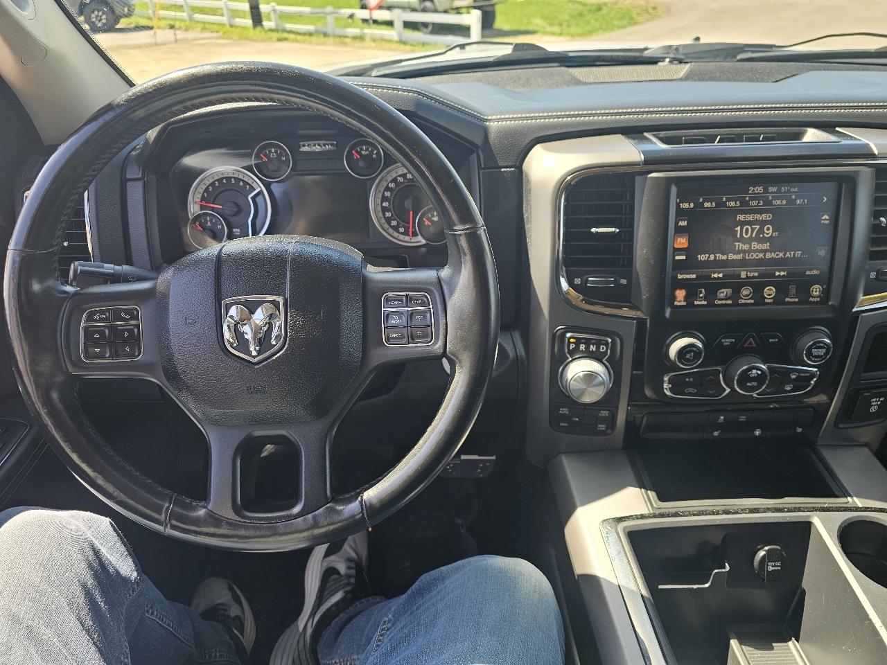 RAM 1500 4WD Quad Cab 140.5" Sport 2014