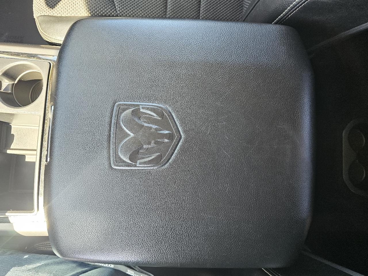 RAM 1500 4WD Quad Cab 140.5" Sport 2014