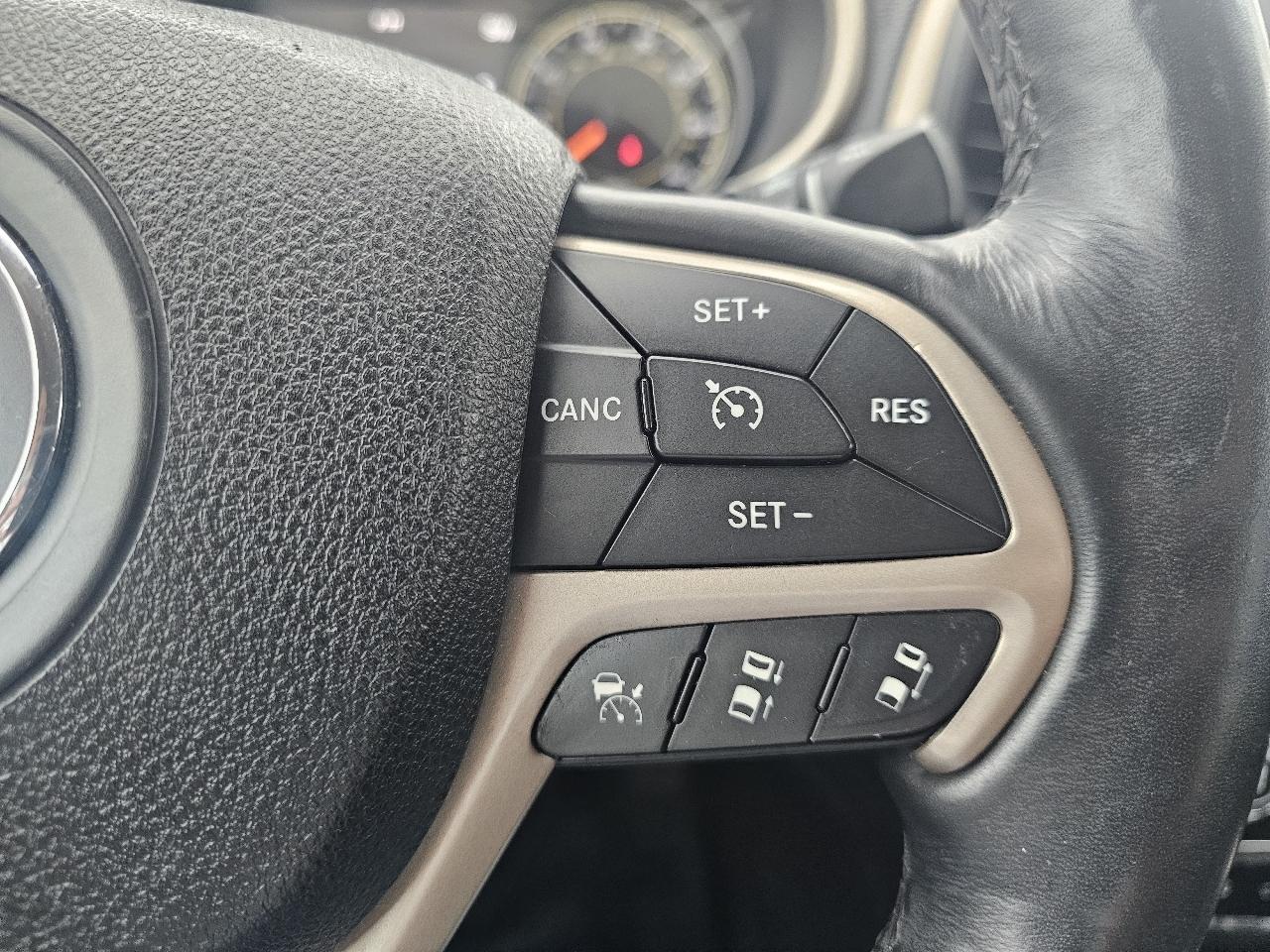 Jeep Cherokee 4WD 4dr Limited 2015