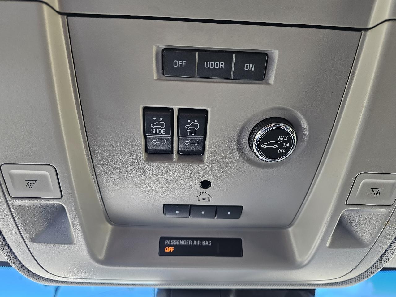 Chevrolet Tahoe 4WD 4dr LTZ 2016