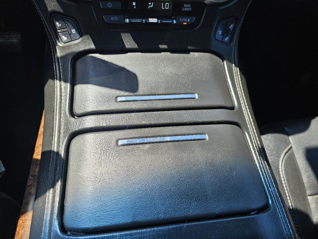 Chevrolet Tahoe 4WD 4dr LTZ 2016