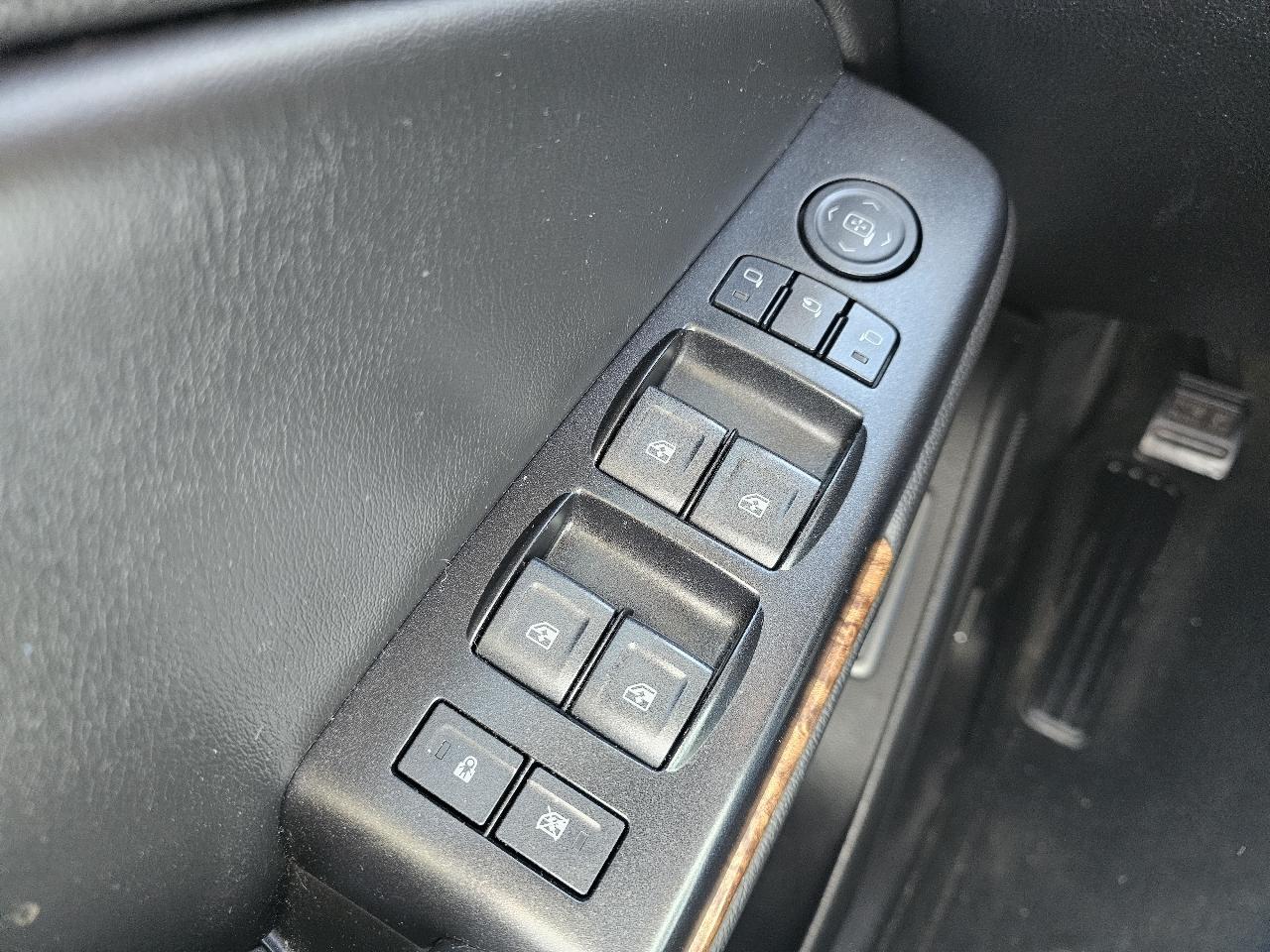 Chevrolet Tahoe 4WD 4dr LTZ 2016