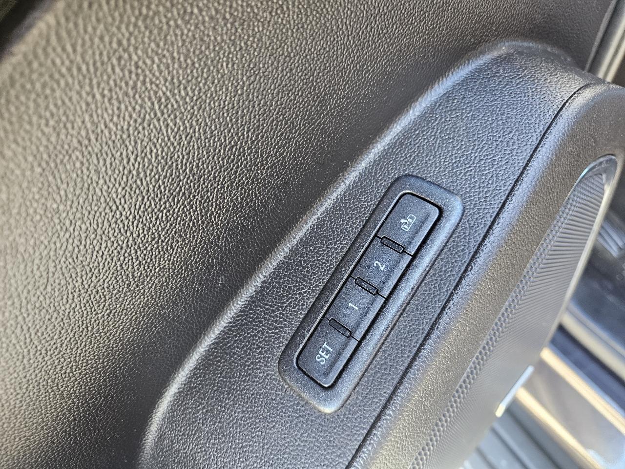 Chevrolet Tahoe 4WD 4dr LTZ 2016