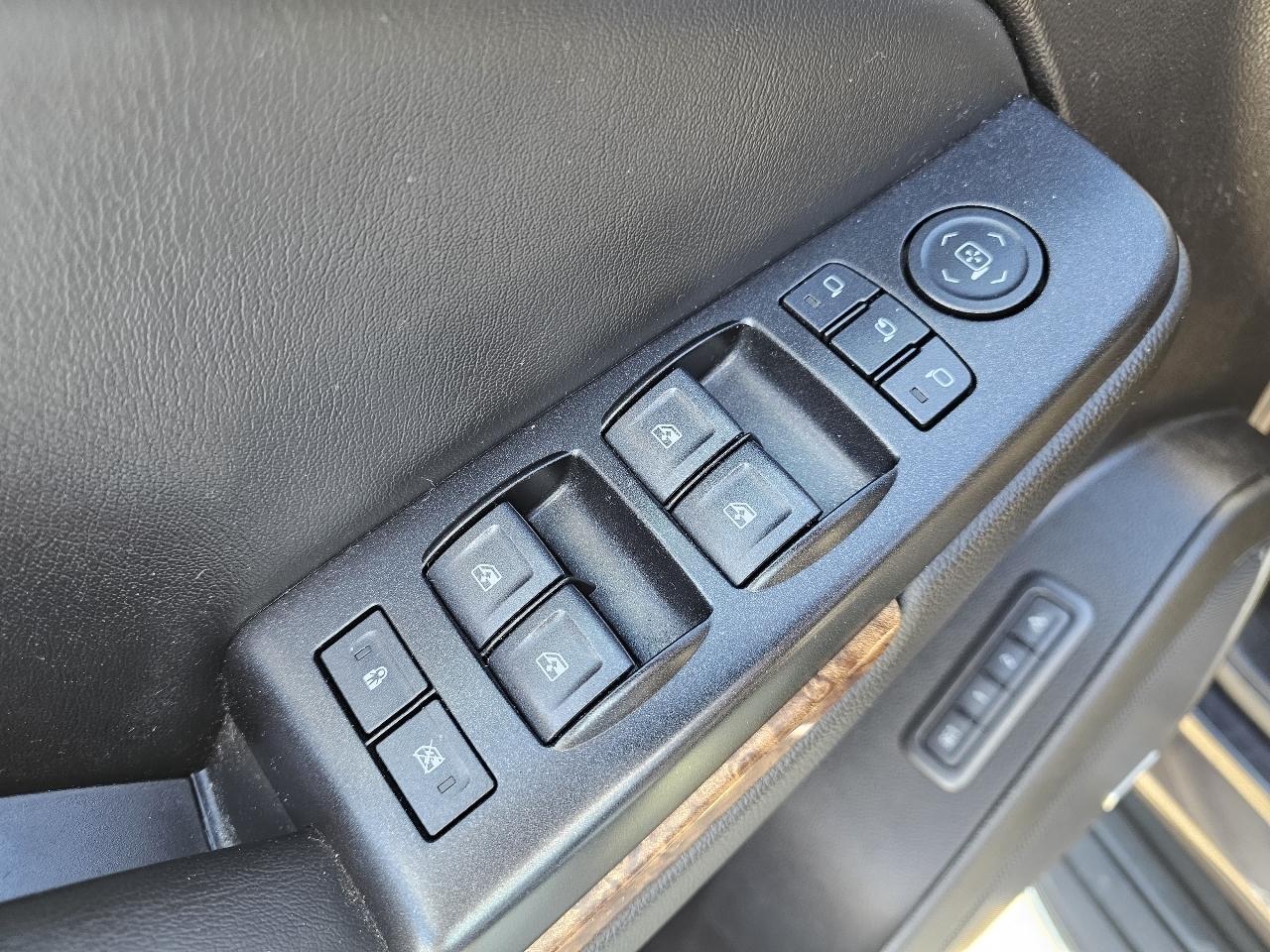 Chevrolet Tahoe 4WD 4dr LTZ 2016