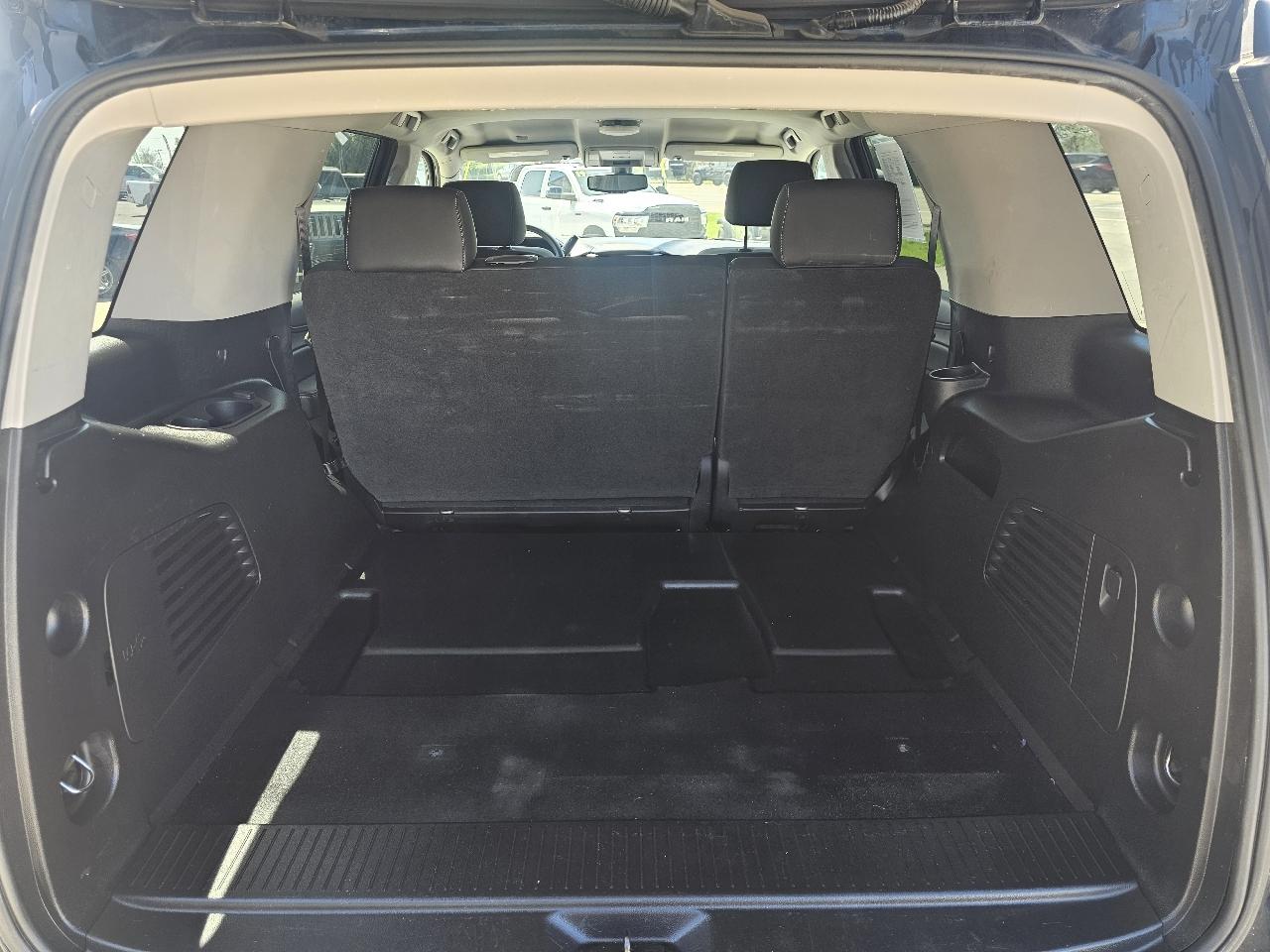 Chevrolet Tahoe 4WD 4dr Commercial 2018