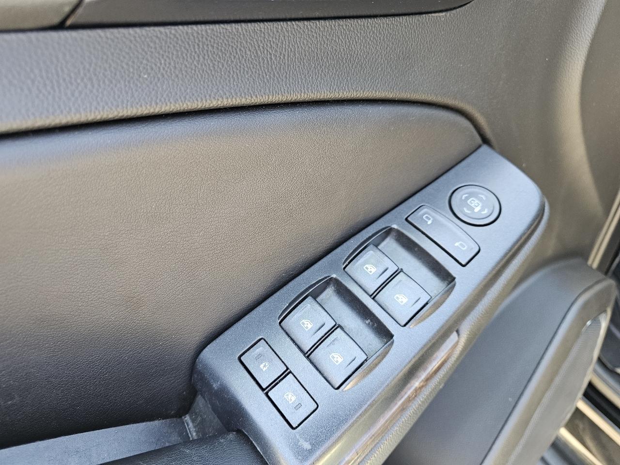 Chevrolet Tahoe 4WD 4dr Commercial 2018