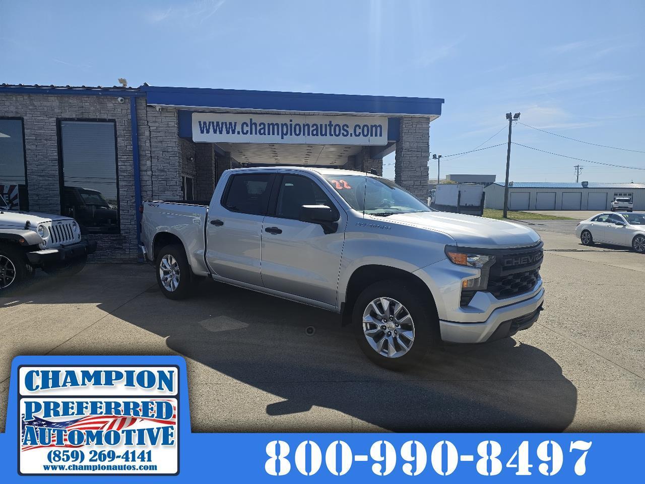 2022 Chevrolet Silverado 1500 4WD Crew Cab 147" Custom