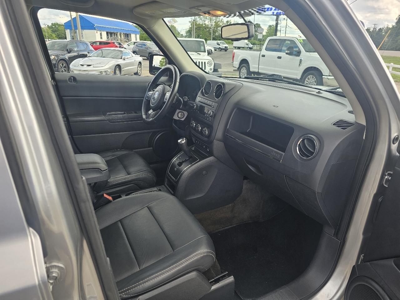 Jeep Patriot 4WD 4dr High Altitude Edition 2016