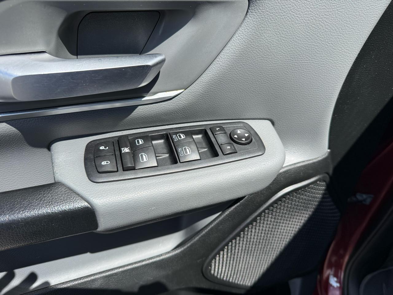 RAM 1500 Big Horn/Lone Star 4x4 Quad Cab 6'4" Box 2019