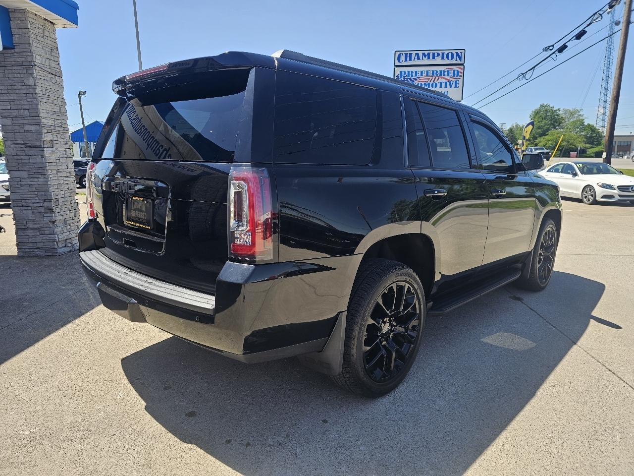GMC Yukon 4WD 4dr SLT 2016