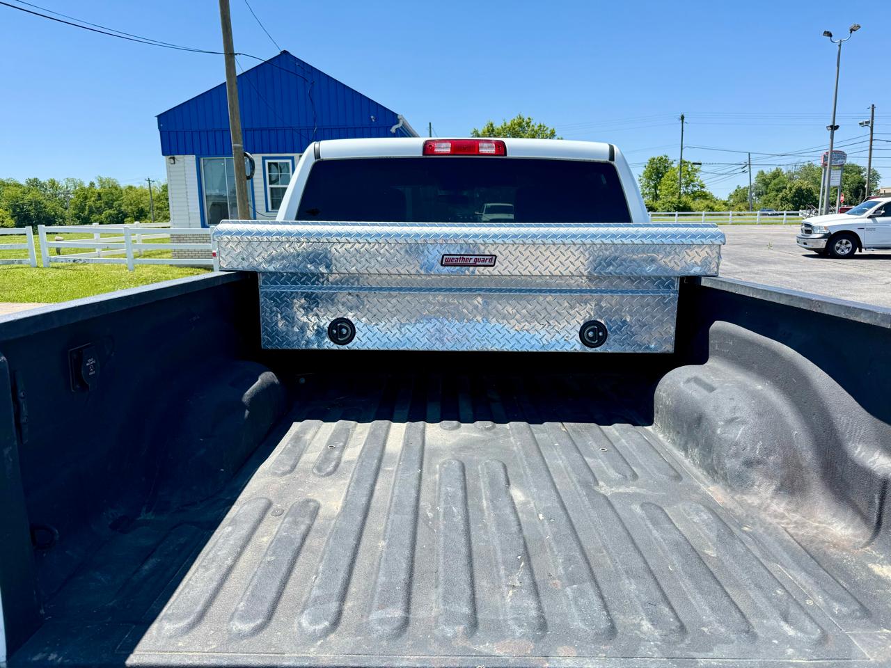 RAM 2500 Tradesman 4x4 Crew Cab 6'4" Box 2022