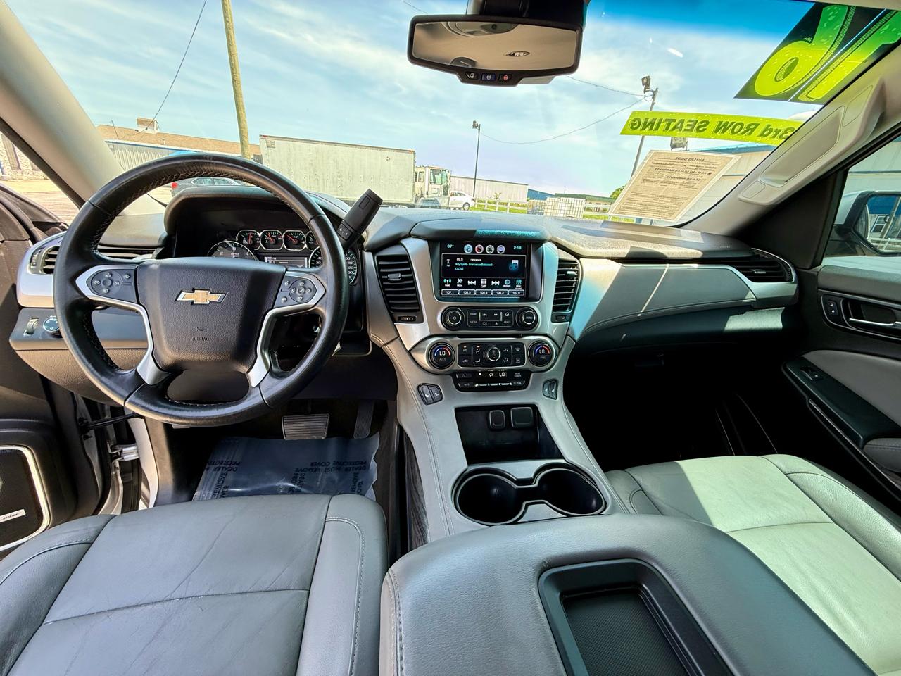 Chevrolet Suburban 2WD 4dr 1500 LT 2016