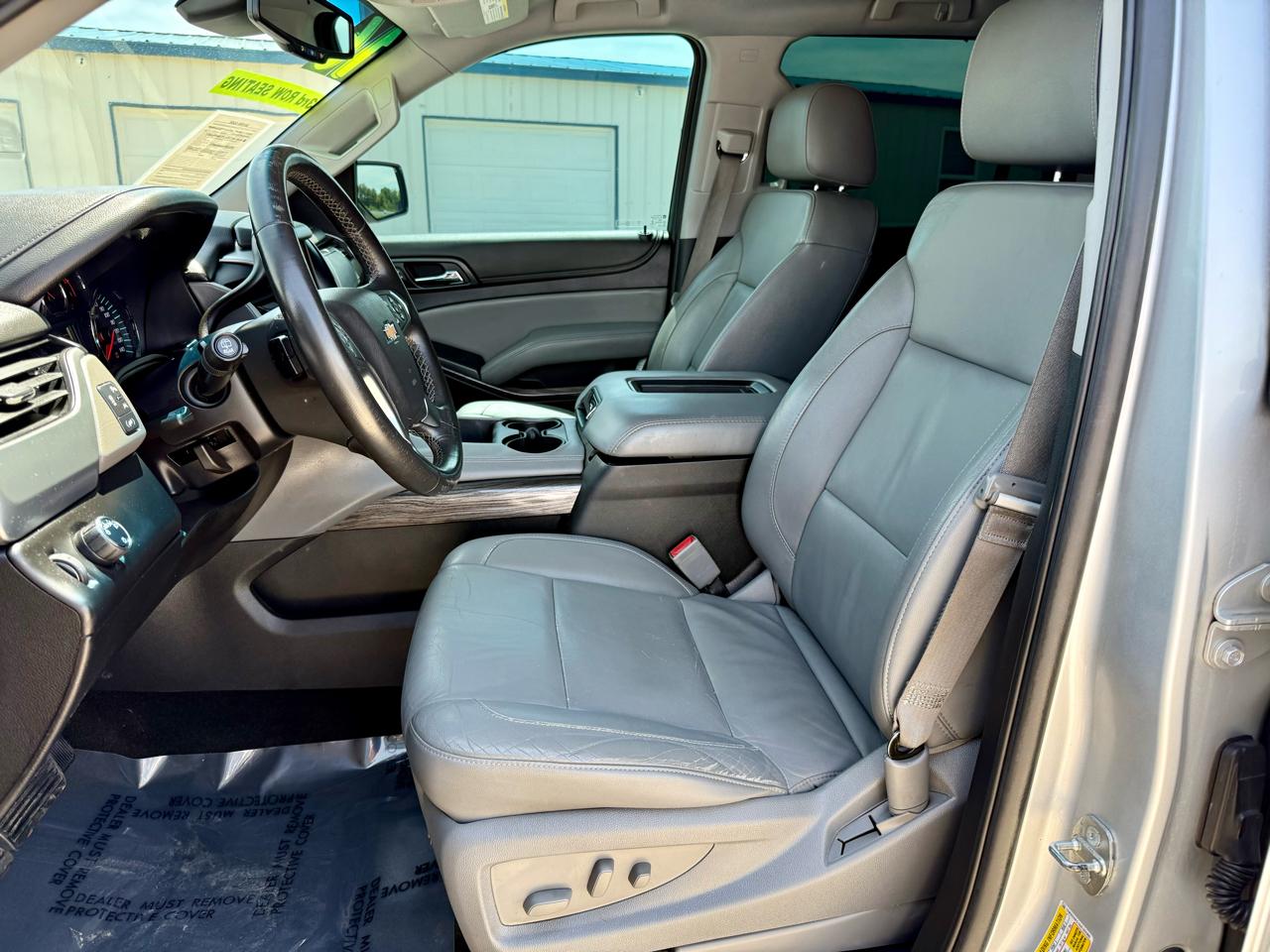 Chevrolet Suburban 2WD 4dr 1500 LT 2016