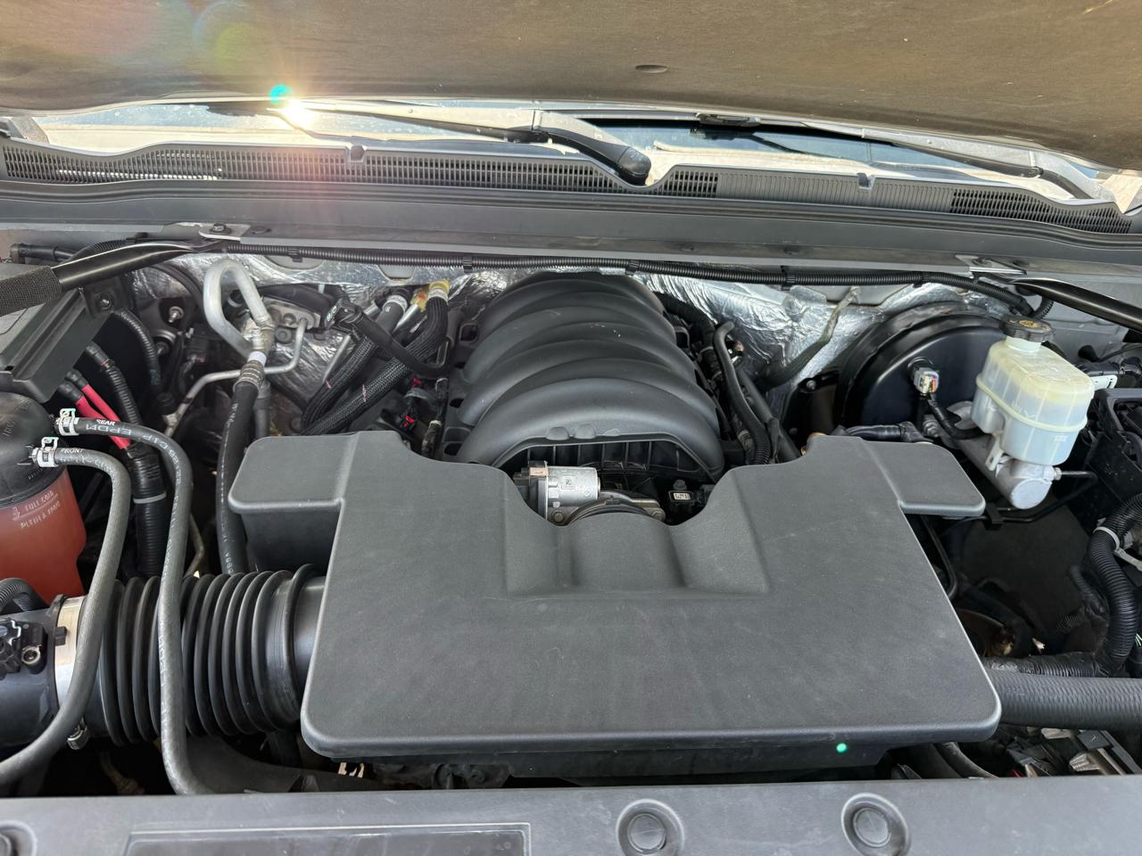 Chevrolet Suburban 2WD 4dr 1500 LT 2016