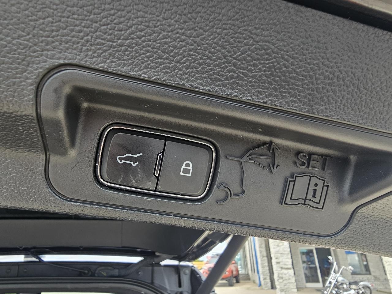 Ford Explorer Limited 4WD 2020