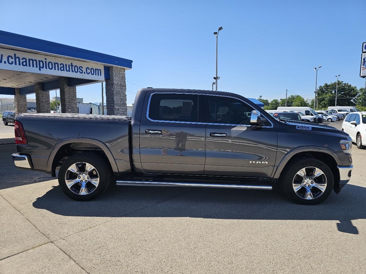 RAM 1500 Laramie 4x4 Crew Cab 5'7" Box 2019
