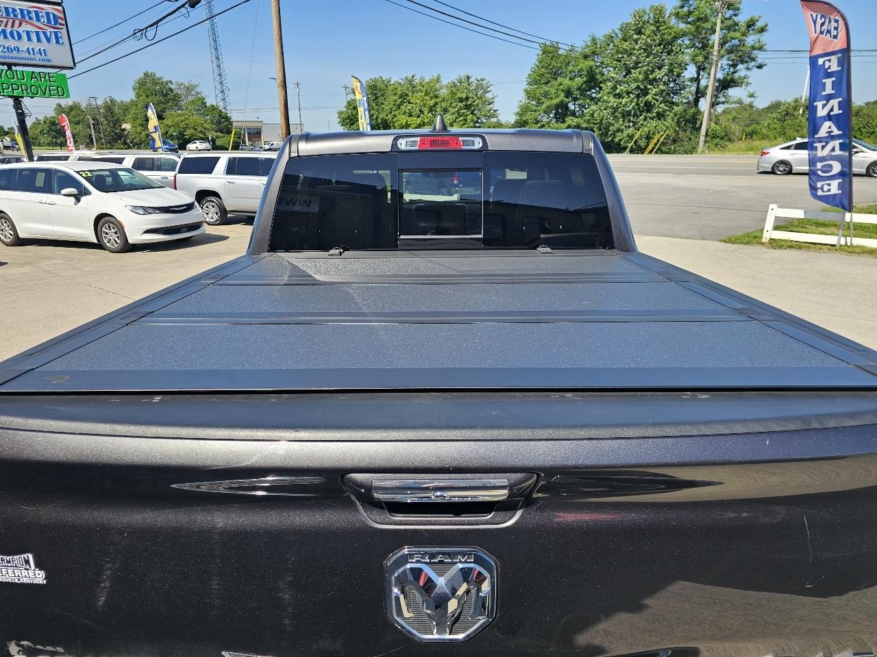 RAM 1500 Laramie 4x4 Crew Cab 5'7" Box 2019