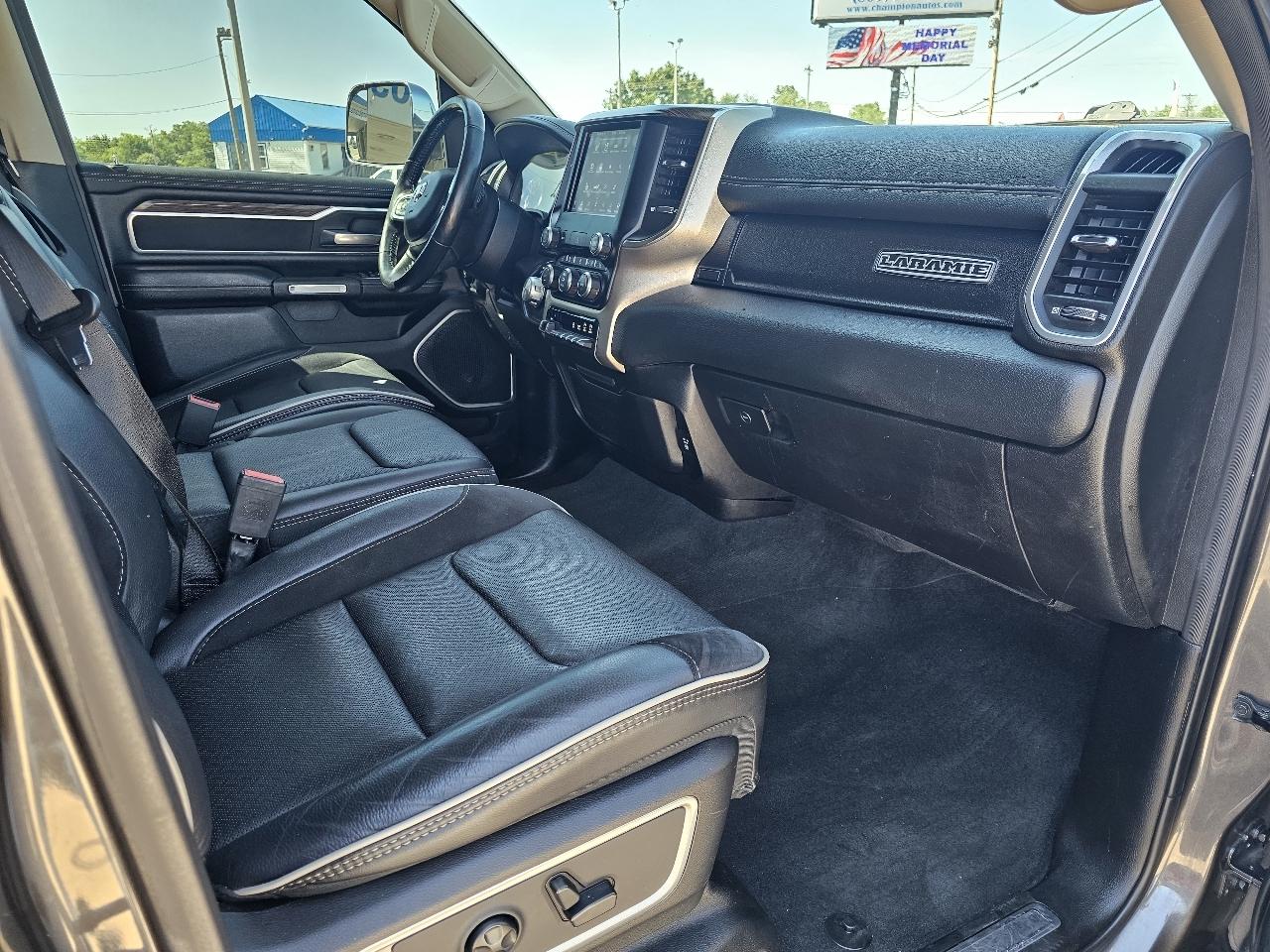 RAM 1500 Laramie 4x4 Crew Cab 5'7" Box 2019