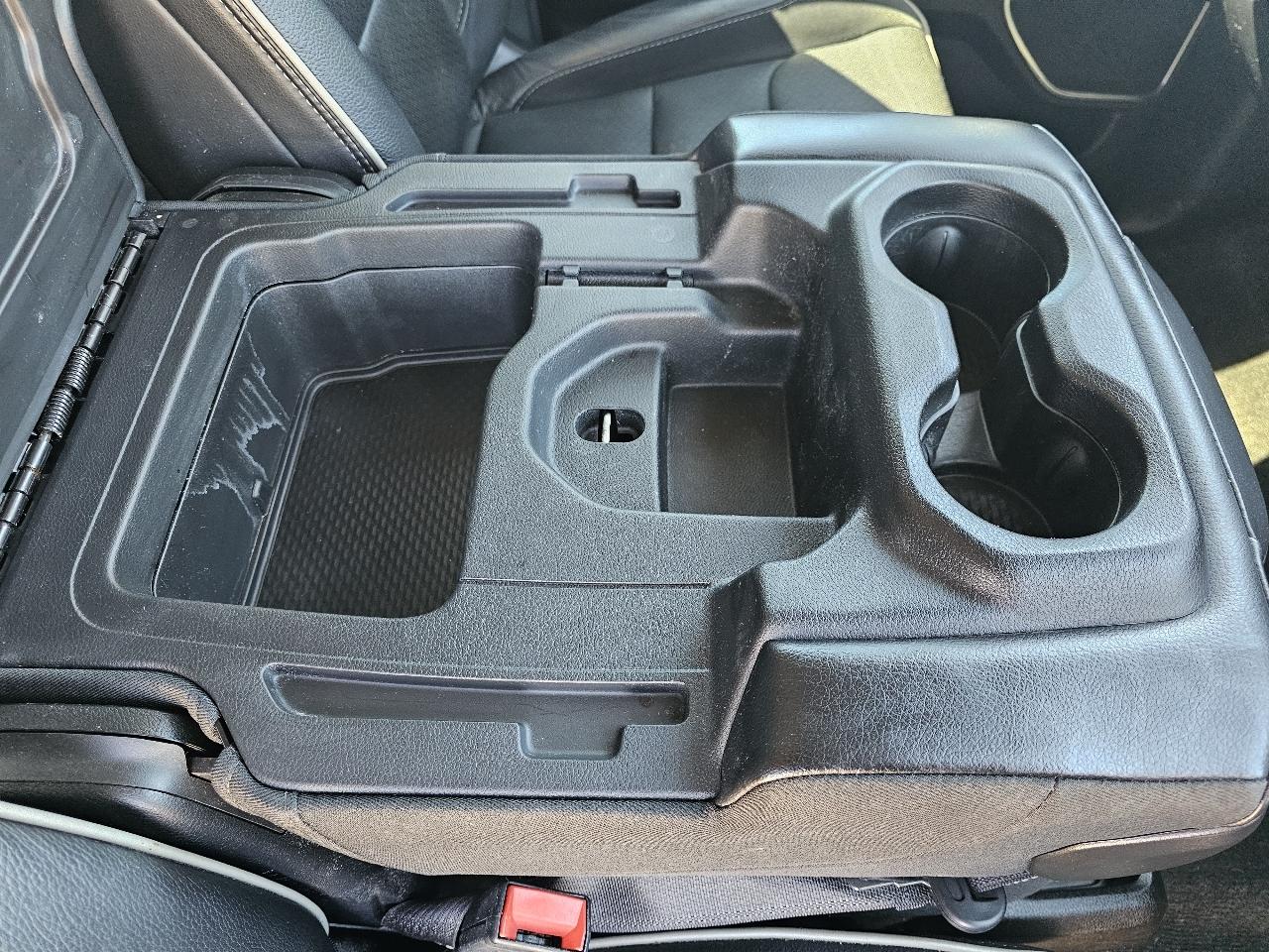 RAM 1500 Laramie 4x4 Crew Cab 5'7" Box 2019