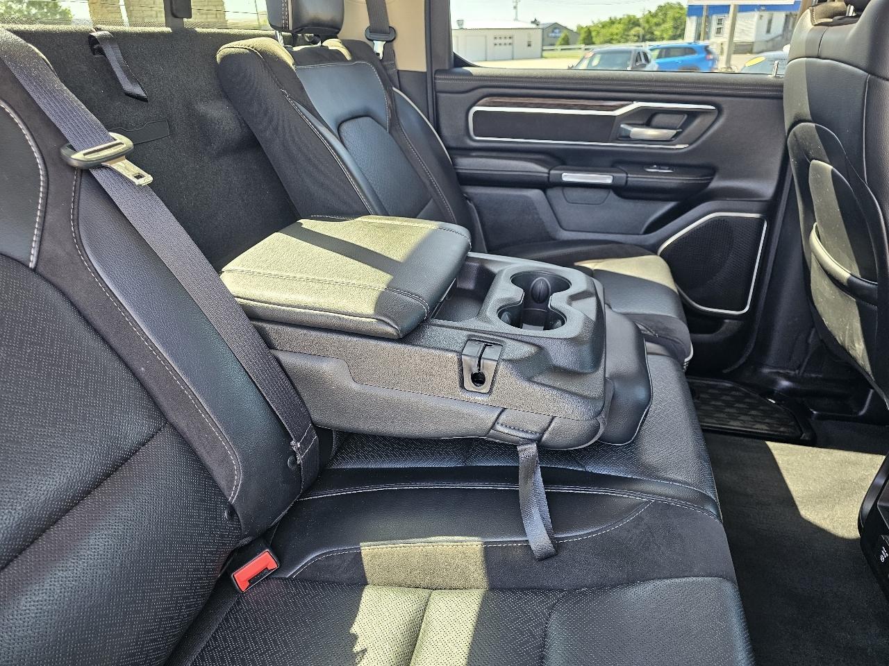 RAM 1500 Laramie 4x4 Crew Cab 5'7" Box 2019
