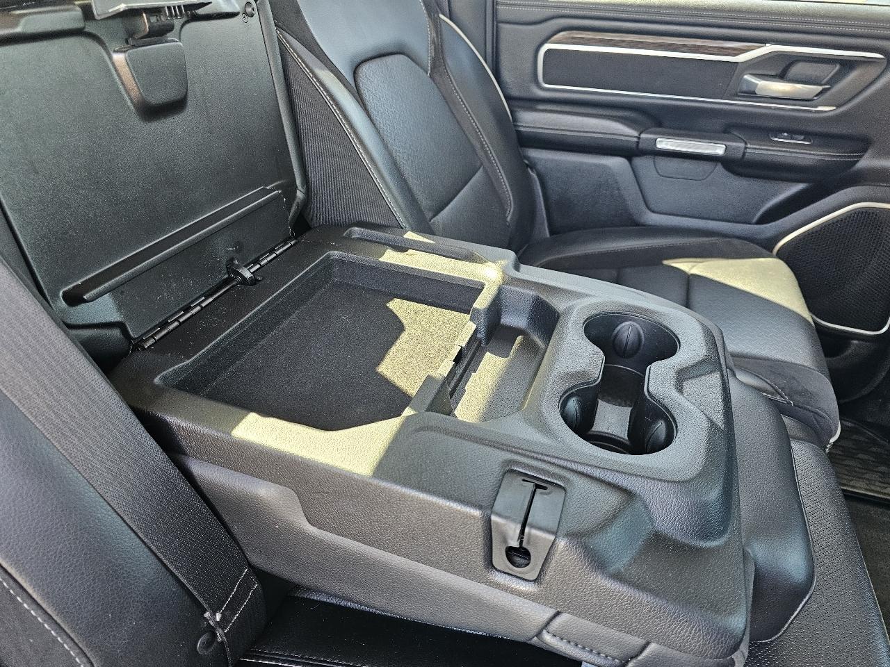 RAM 1500 Laramie 4x4 Crew Cab 5'7" Box 2019