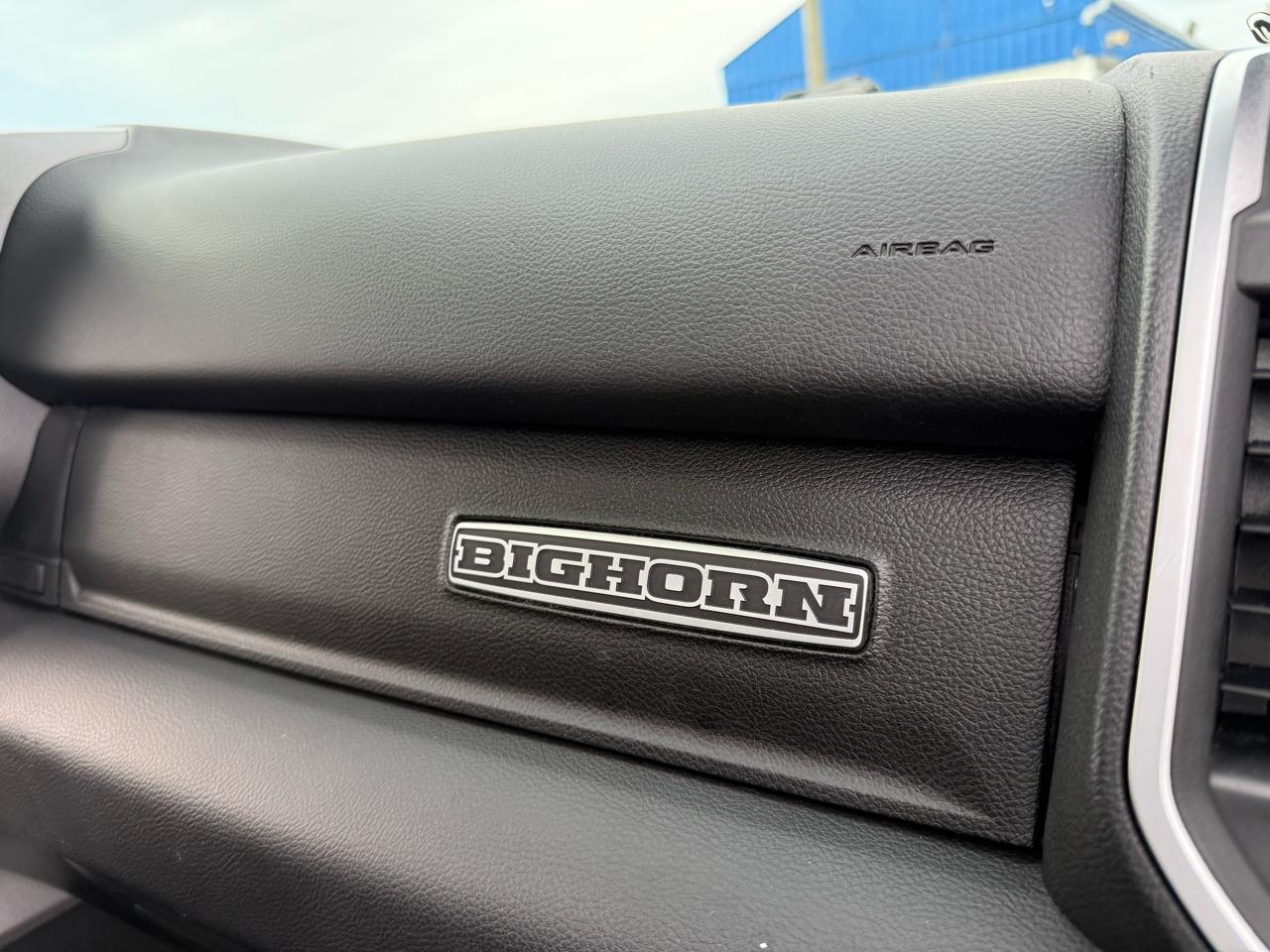 RAM 1500 Big Horn 4x4 Quad Cab 6'4" Box 2021