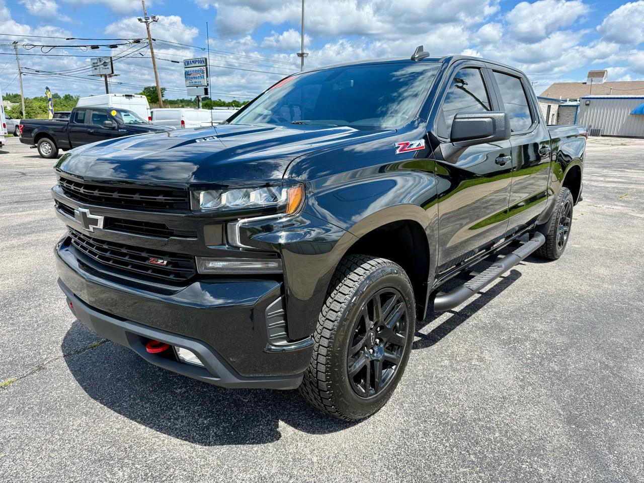 Chevrolet Silverado 1500 LTD 4WD Crew Cab 147" LT Trail Boss 2022