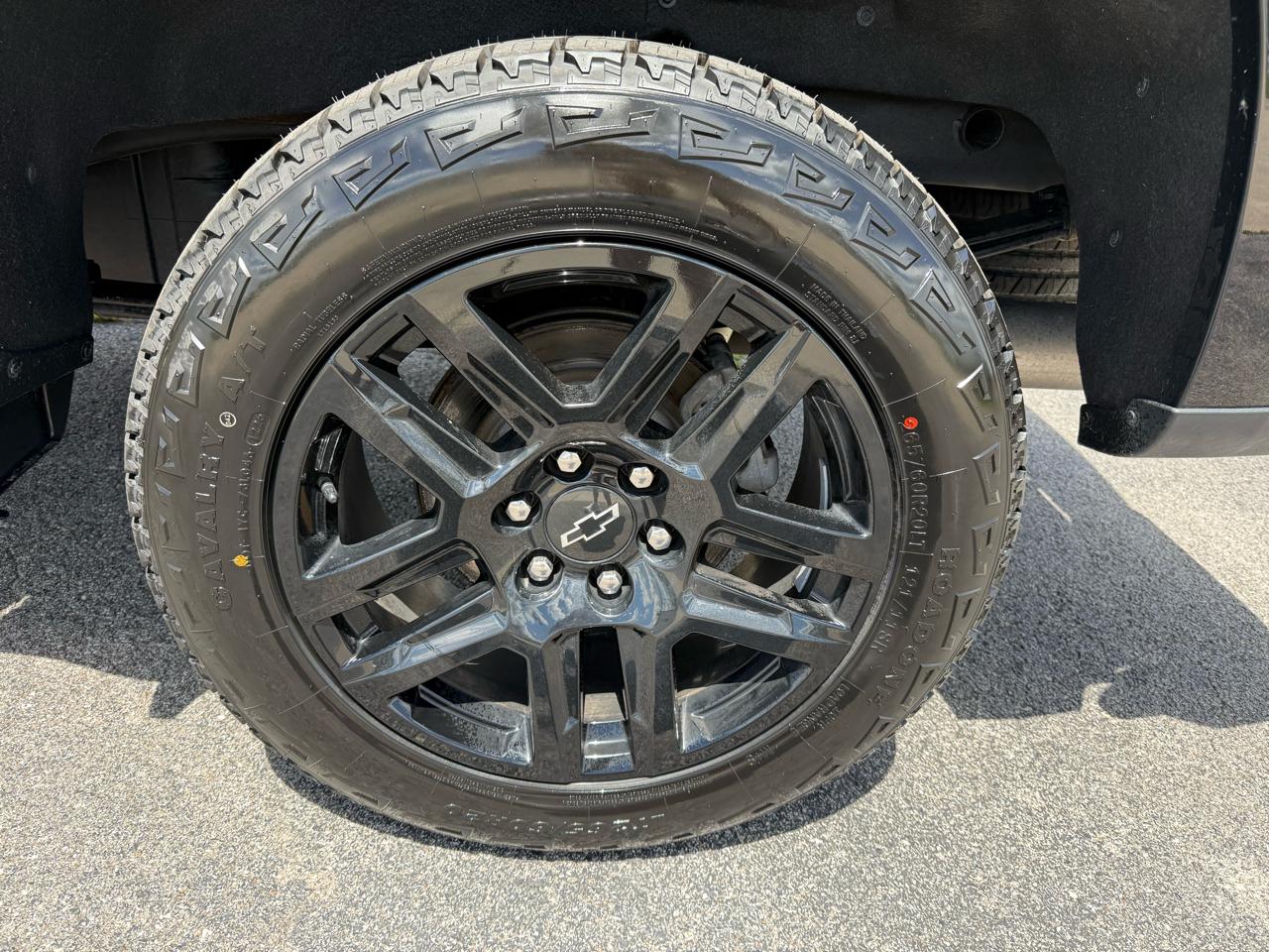Chevrolet Silverado 1500 LTD 4WD Crew Cab 147" LT Trail Boss 2022