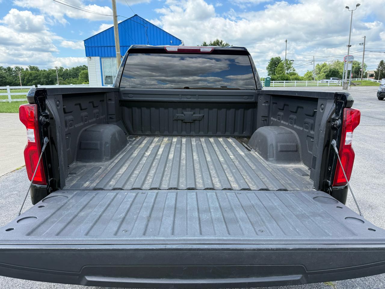 Chevrolet Silverado 1500 LTD 4WD Crew Cab 147" LT Trail Boss 2022
