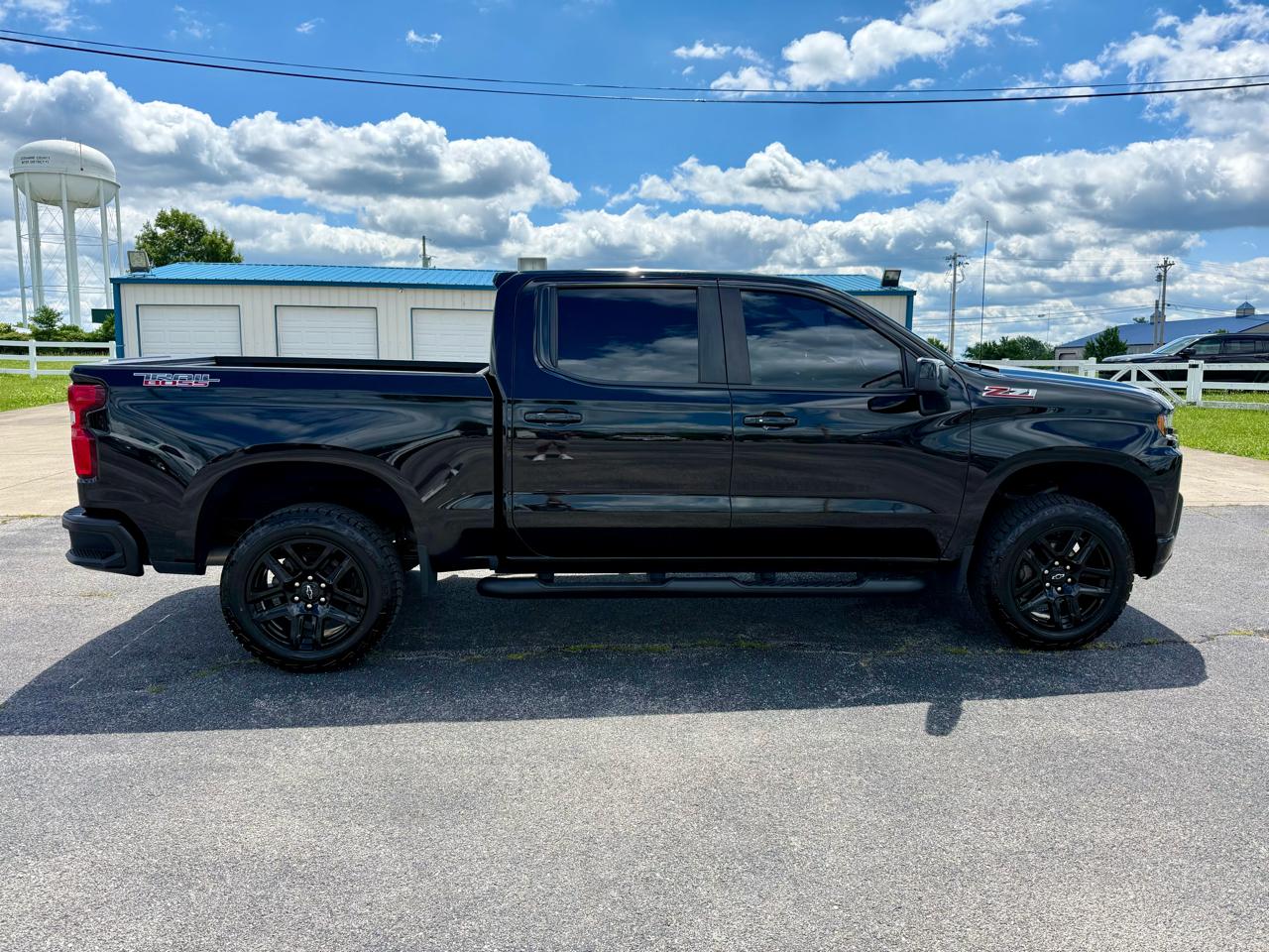 Chevrolet Silverado 1500 LTD 4WD Crew Cab 147" LT Trail Boss 2022