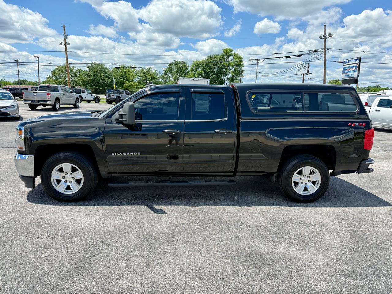 Chevrolet Silverado 1500 4WD Double Cab 143.5" LT w/1LT 2018