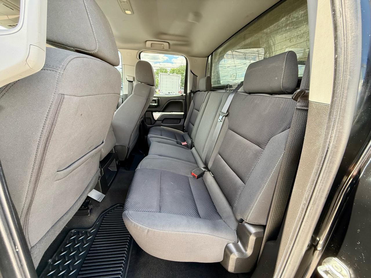 Chevrolet Silverado 1500 4WD Double Cab 143.5" LT w/1LT 2018