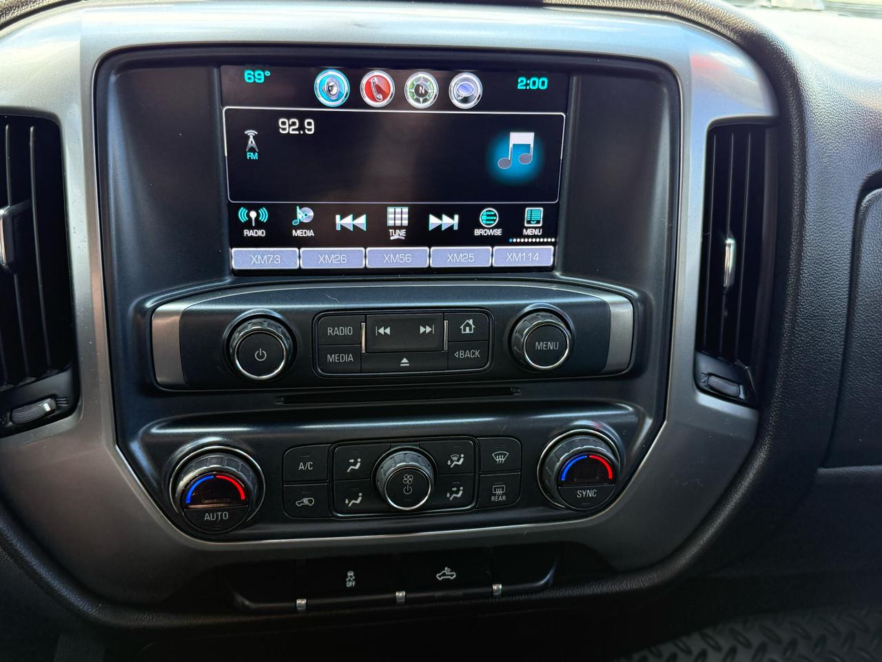 Chevrolet Silverado 1500 4WD Double Cab 143.5" LT w/1LT 2018