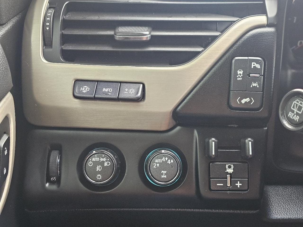 GMC Yukon 4WD 4dr Denali 2018