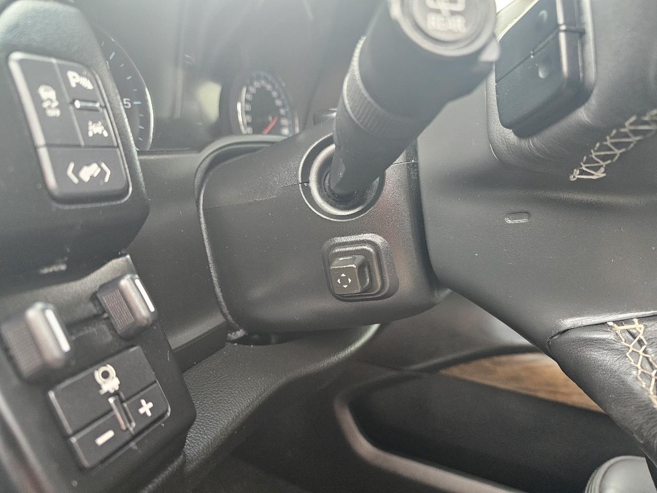 GMC Yukon 4WD 4dr Denali 2018