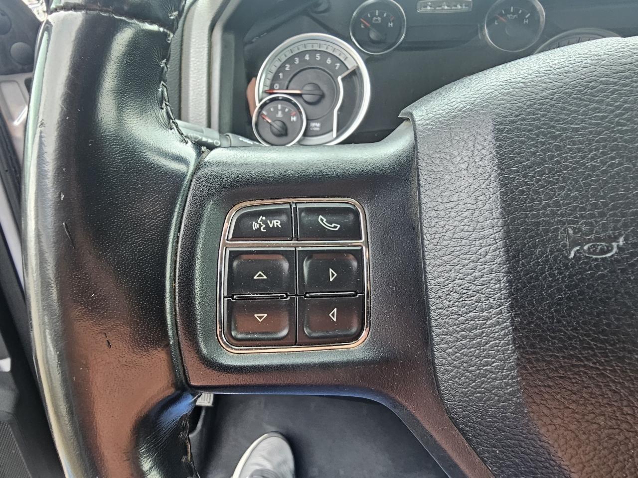 RAM 1500 Classic Big Horn 4x4 Crew Cab 6'4" Box 2019