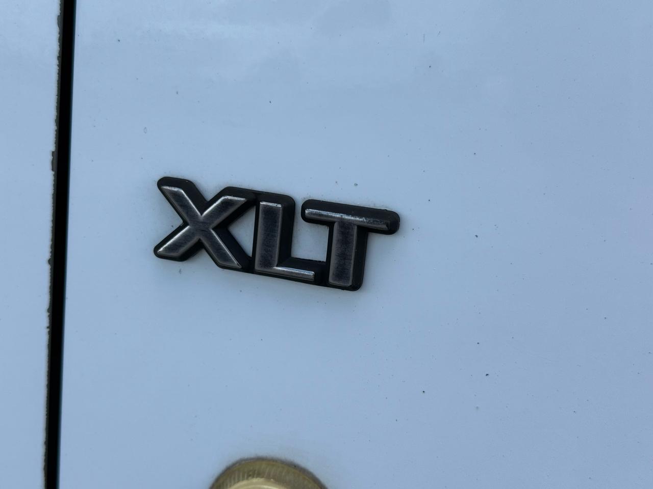 Ford Transit Connect 114.6" XLT w/side & rear door privacy glass 2013