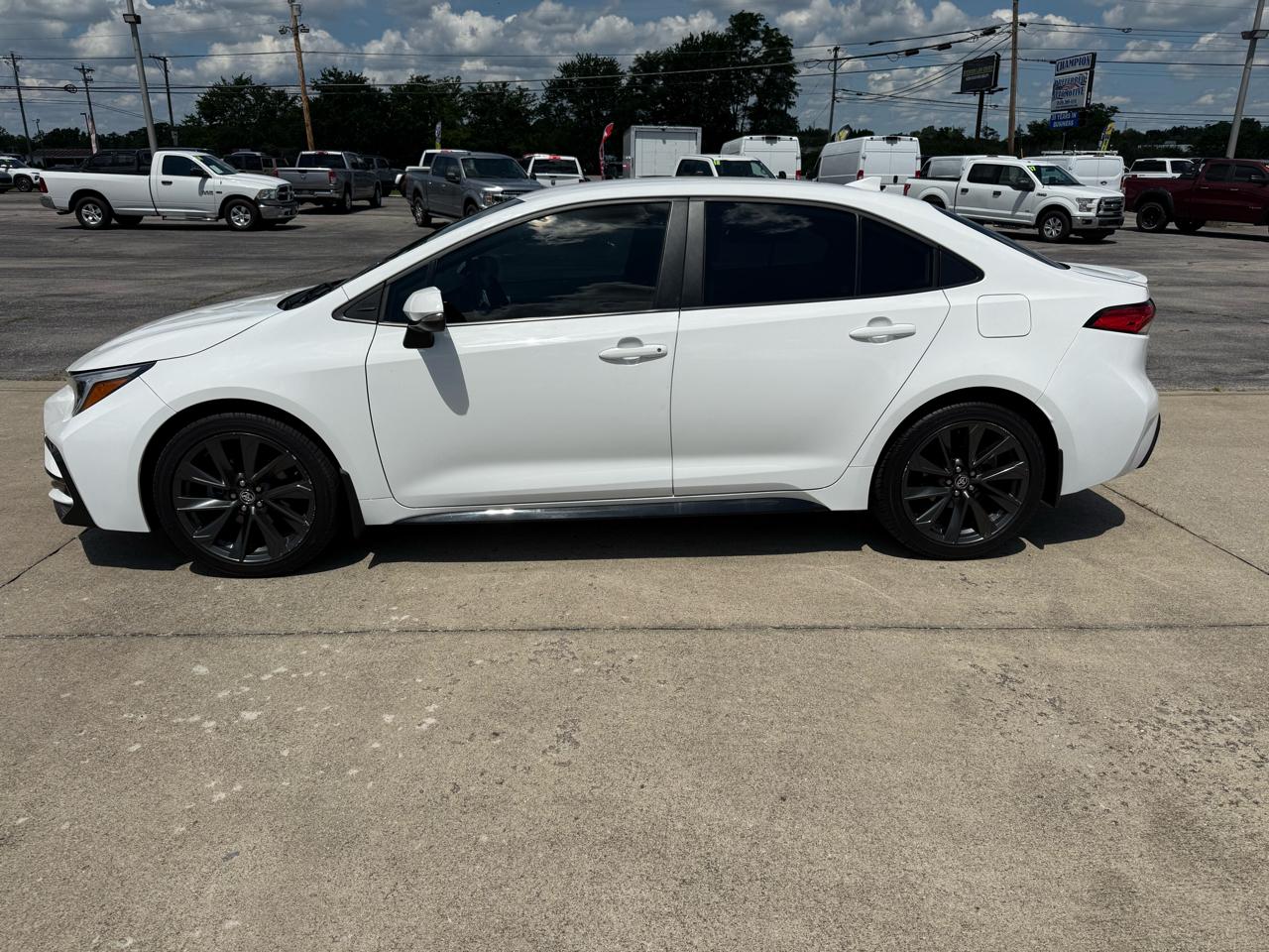Toyota Corolla Nightshade Edition CVT (Natl) 2024