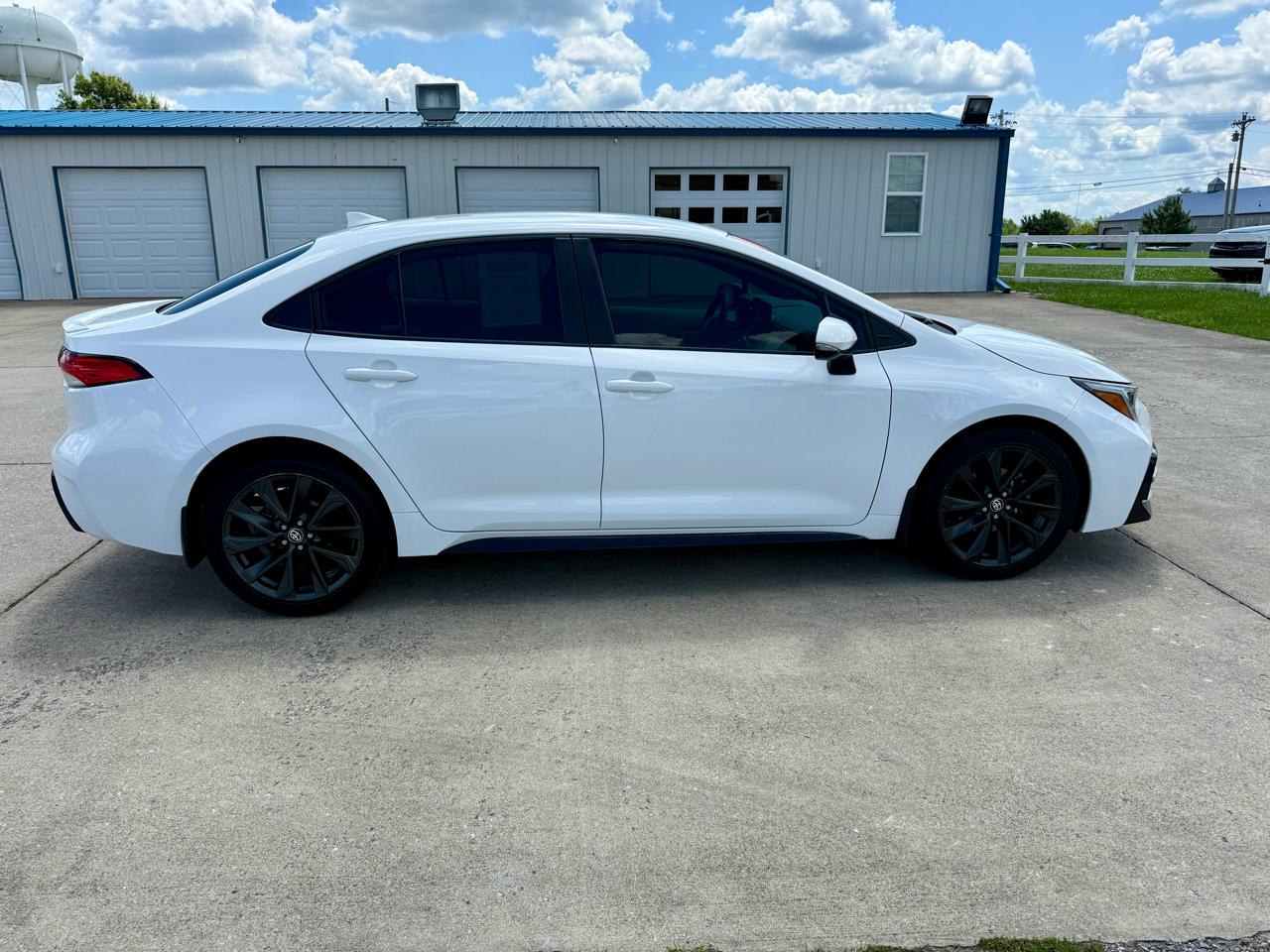 Toyota Corolla Nightshade Edition CVT (Natl) 2024