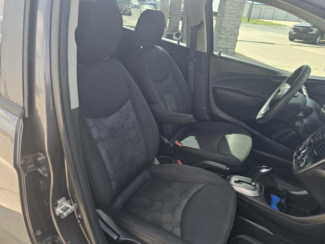 Chevrolet Spark 5dr HB CVT LS 2016